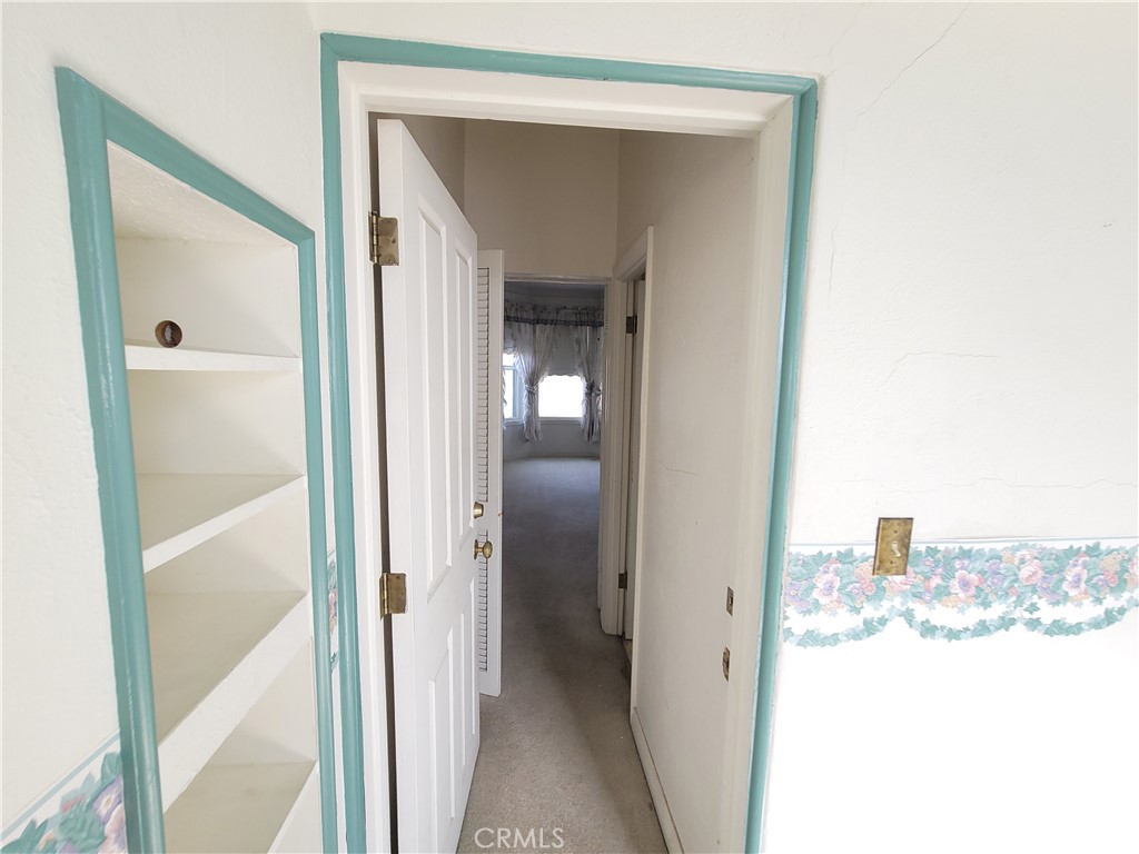 1313 Jackson Street Red Bluff, CA 96080 - Photo 31 of 52 hallway between bedrooms