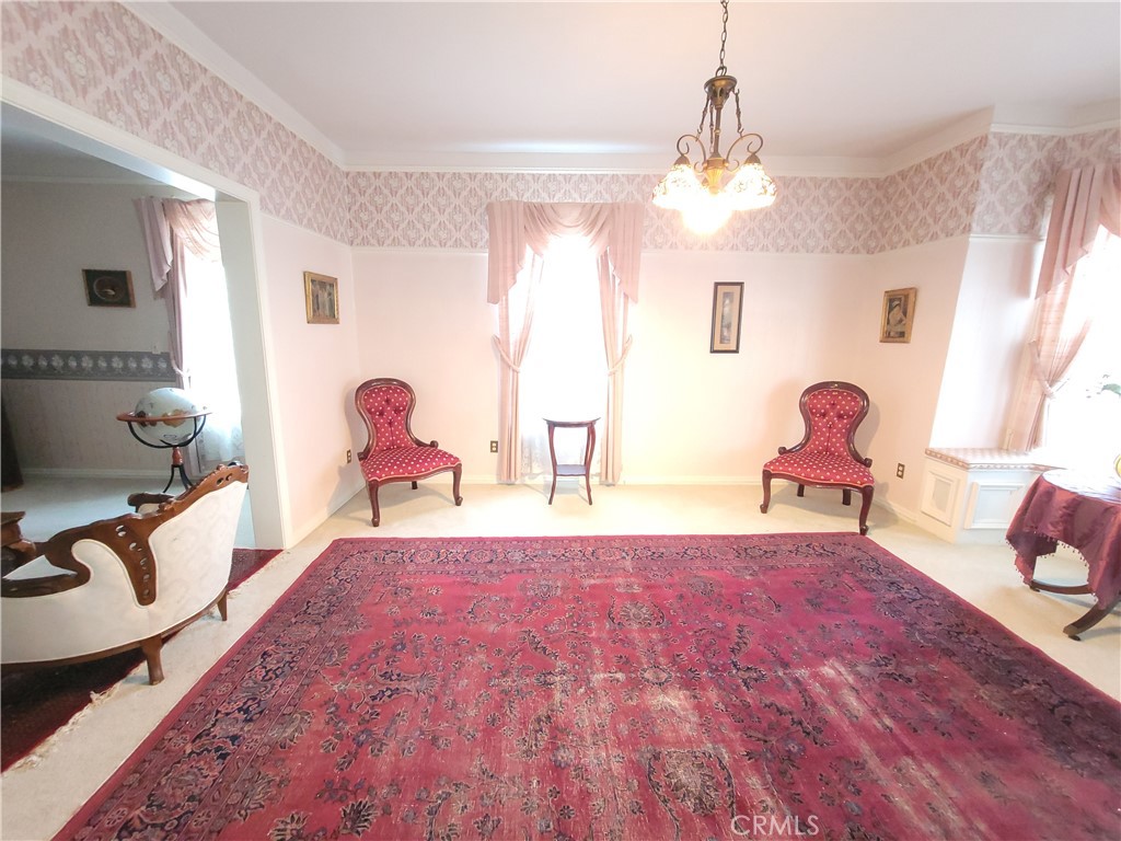 1313 Jackson Street Red Bluff, CA 96080 - Photo 44 of 52 Living Room