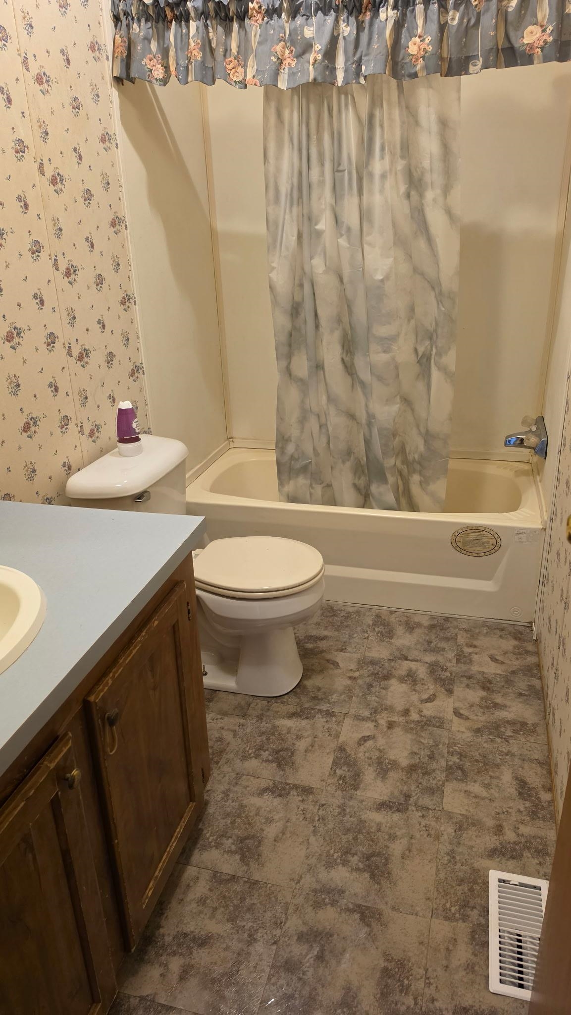 2219 Haven Monroe, WI 53566 - Photo 14 of 17