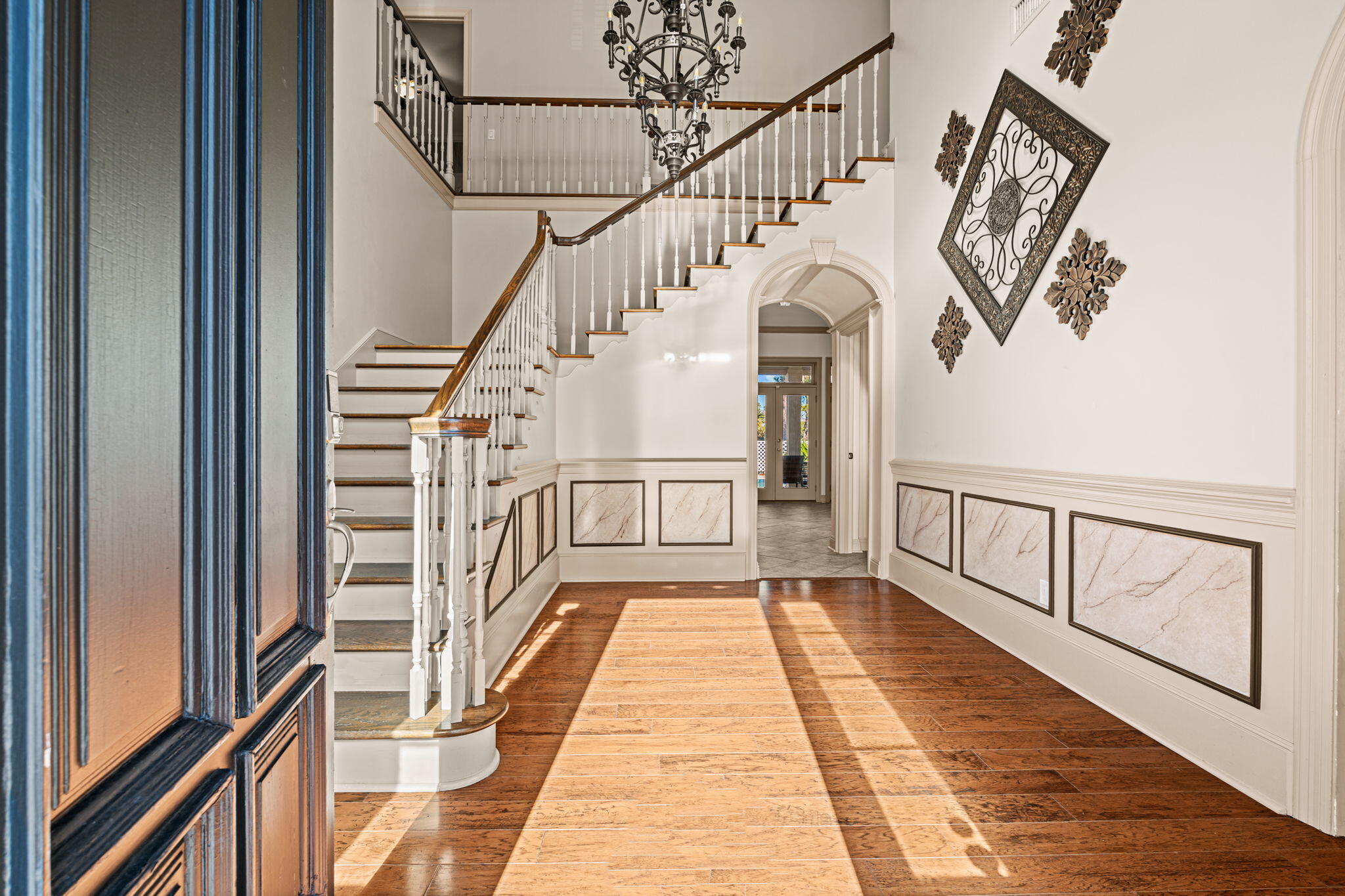 322 Wahoo Road Panama City Beach, FL 32408 - Photo 13 of 57 a view of entryway