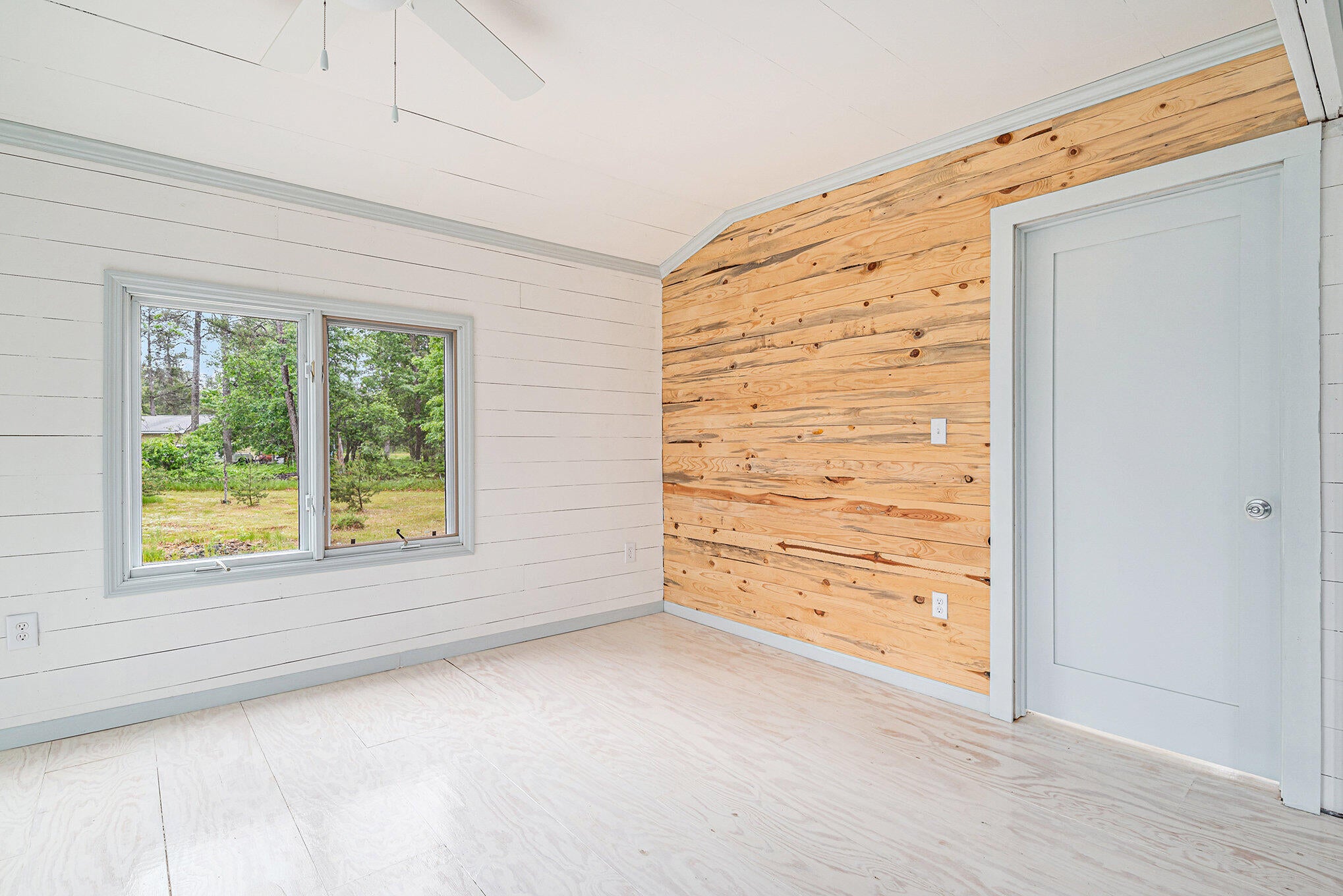 15905 Barber Road Southeast Grayling, MI 49738 - Photo 19 of 26 Gallery Image 19