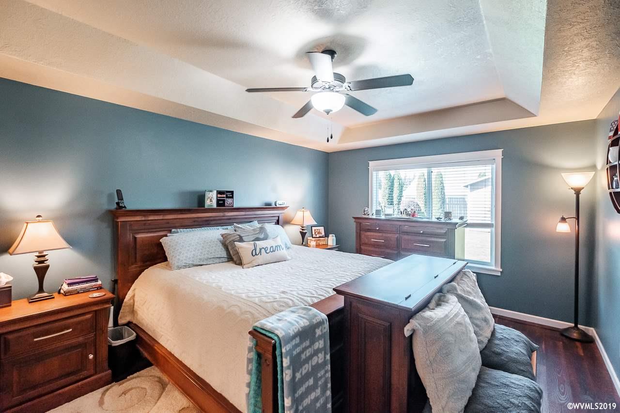 182 9th Street Jefferson, OR 97352 - Photo 18 of 39
