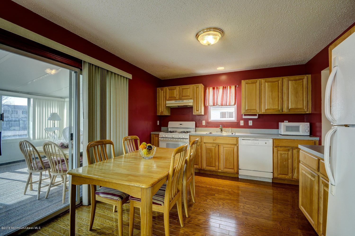 30 East Shenendoah Road Howell, NJ 07731 - Photo 12 of 25 30 East Shenendoah Road Howell-large-014