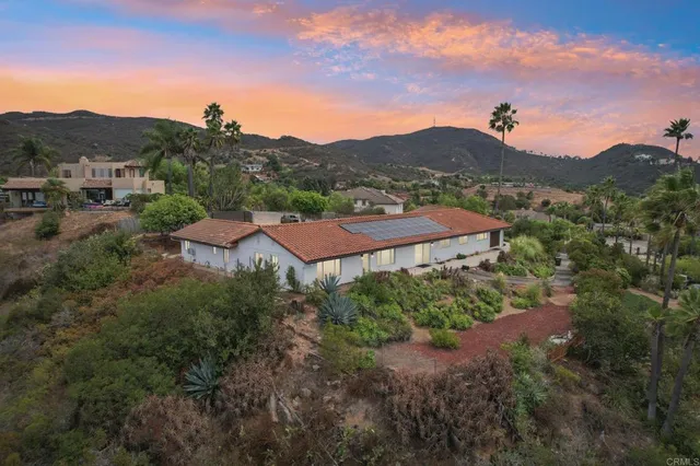 $1,799,000 | 2068 Camino Culebra, Vista, CA 92084