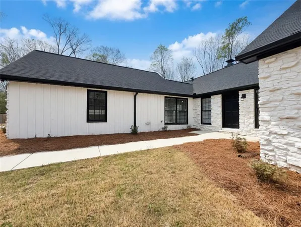 $465,000 | 2725 Glendale Drive Northeast, Conyers, GA 30013