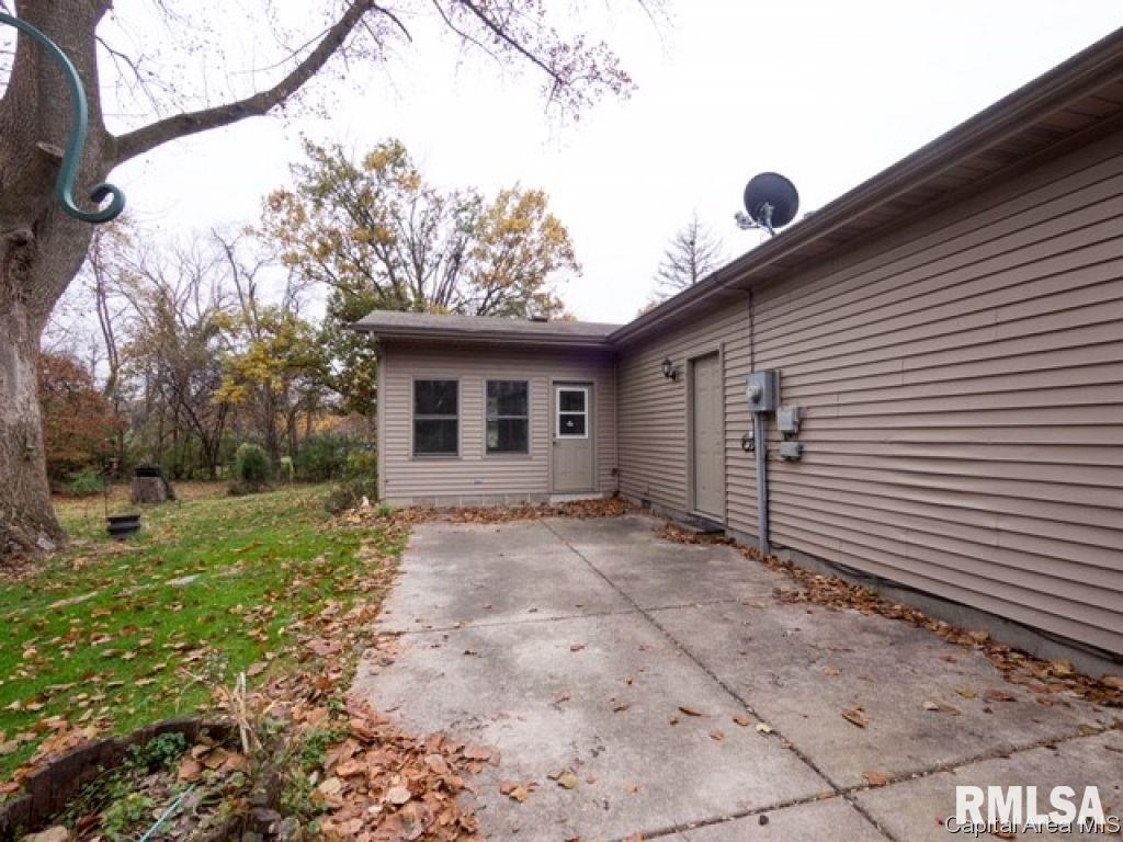 237 Circle Drive Springfield, IL 62703 - Photo 19 of 27