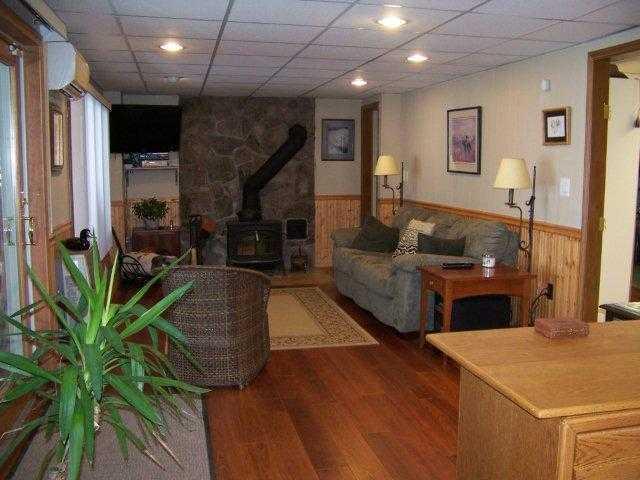 31 Trickey Pond Road Naples, ME 04055 - Photo 17 of 24 Den/Family/Great Room.