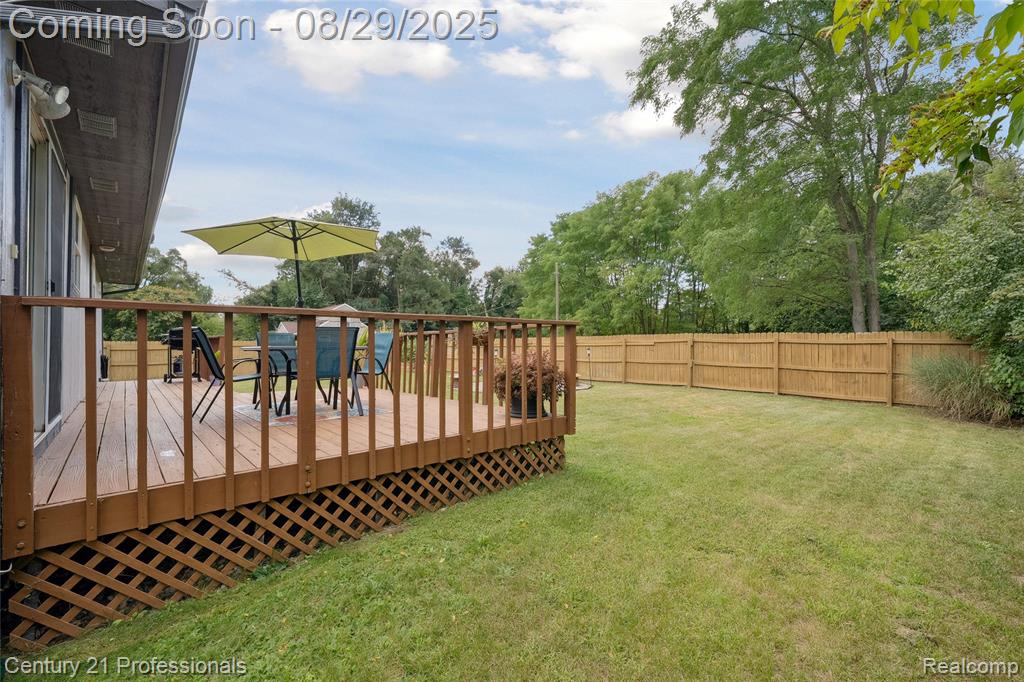 5455 Westview Road Clarkston, MI 48346 - Photo 45 of 54