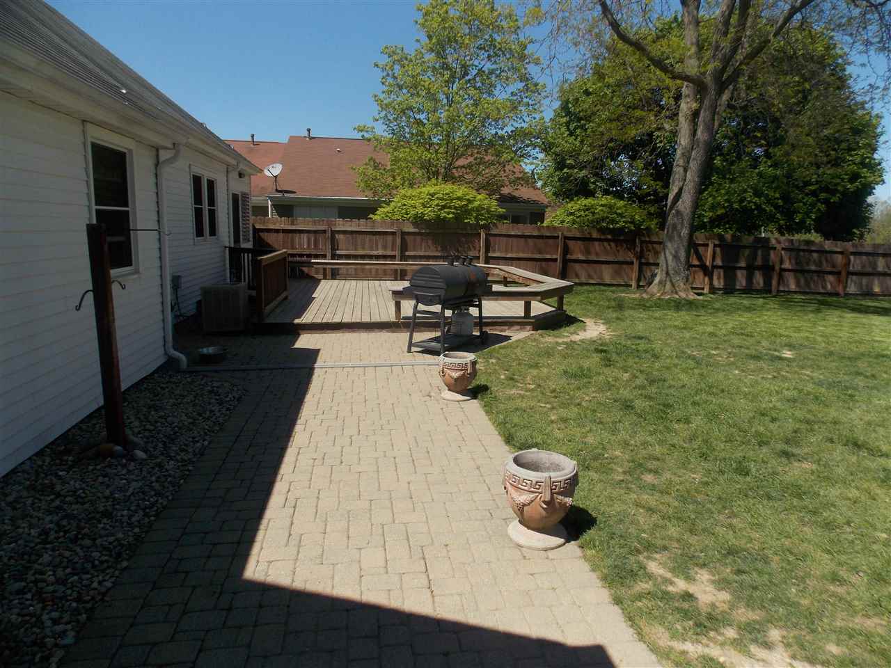 6611 Winchester Road Fort Wayne, IN 46819 - Photo 10 of 36