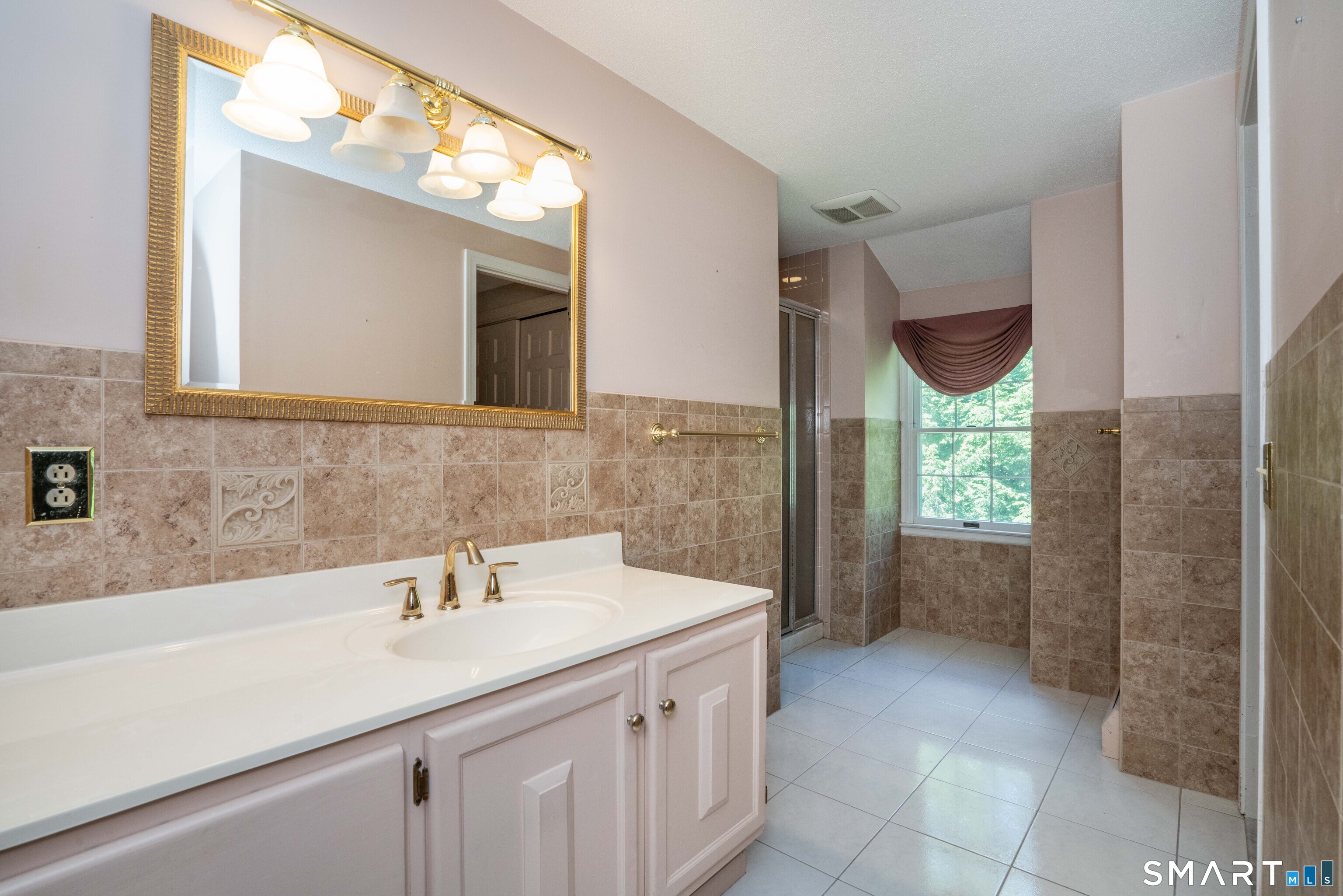 290 Old Farms Road Simsbury, CT 06070 - Photo 20 of 40