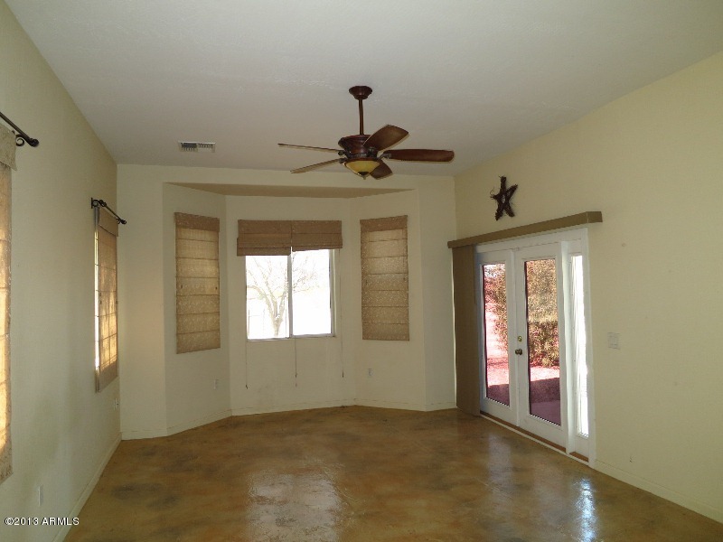 12234 North Table Top Road Maricopa, AZ 85139 - Photo 21 of 50 Master bedroom
