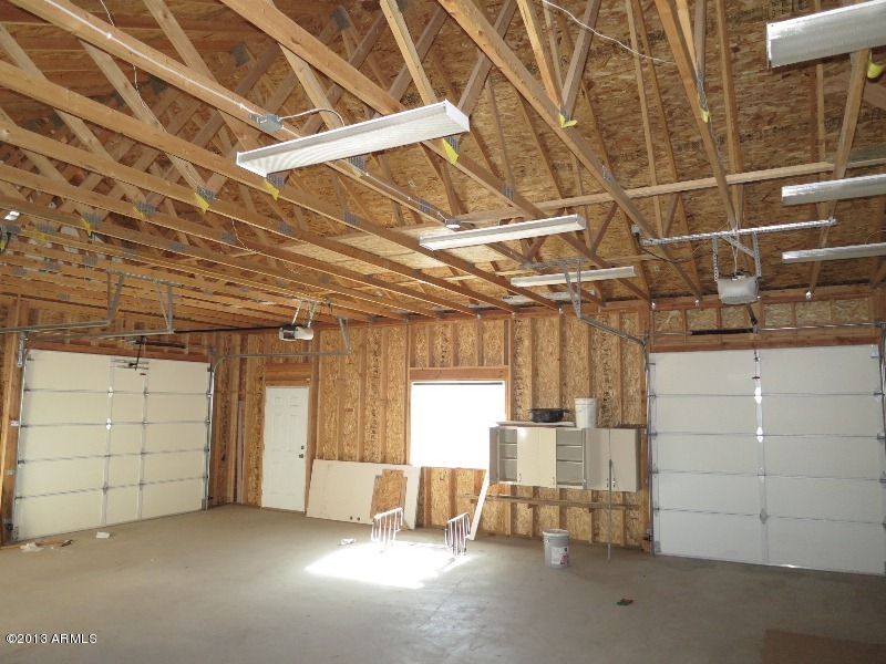 12234 North Table Top Road Maricopa, AZ 85139 - Photo 38 of 50 Garage