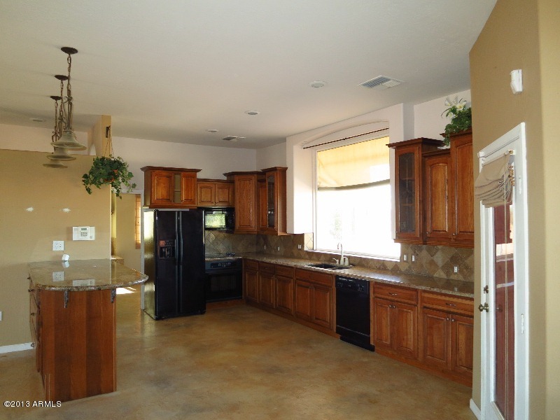 12234 North Table Top Road Maricopa, AZ 85139 - Photo 9 of 50 Kitchen
