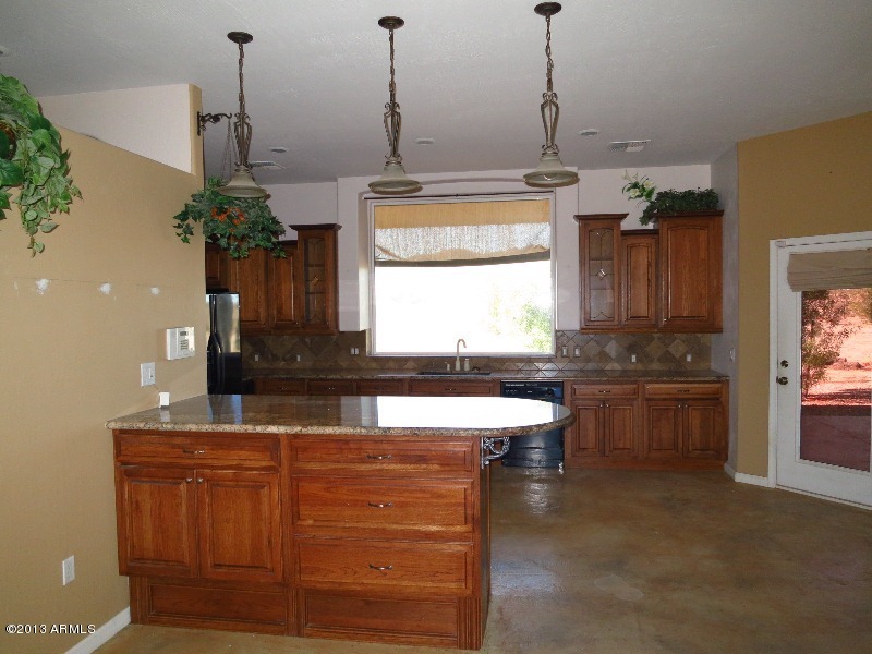 12234 North Table Top Road Maricopa, AZ 85139 - Photo 10 of 50 Kitchen