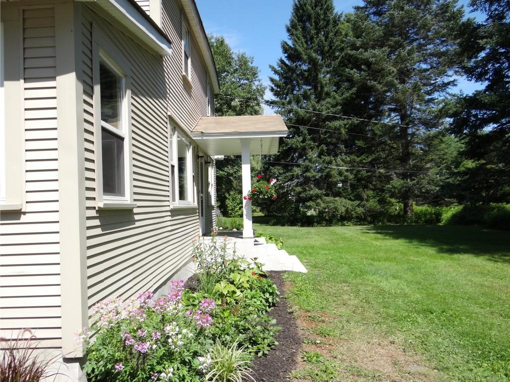 247 New Boston Road Norwich, VT 05055 - Photo 2 of 30