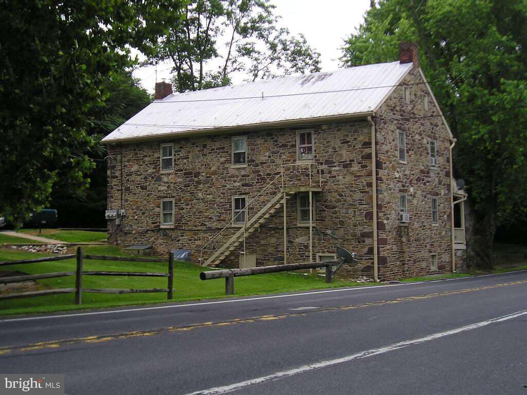 5720 Fairfield Road Fairfield, PA 17320 - Photo 4 of 10 Gallery Image 4