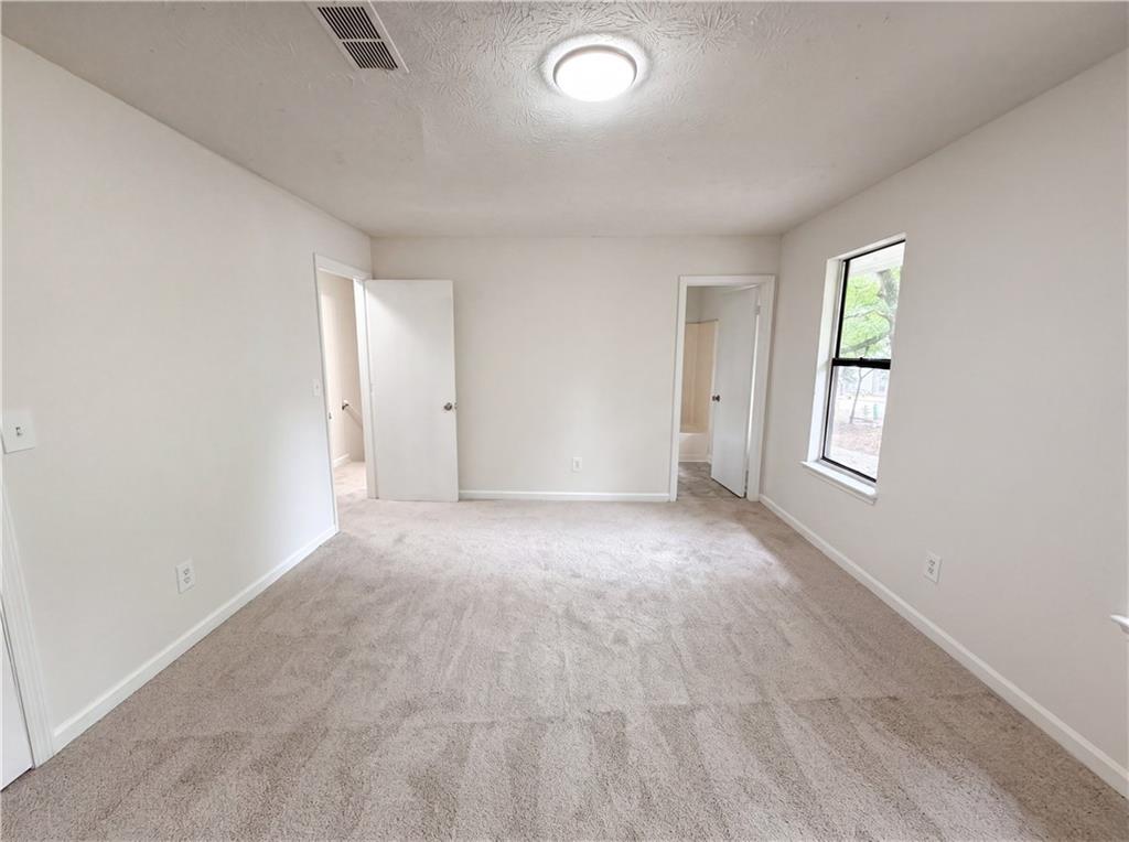 6369 Redan Square Lithonia, GA 30058 - Photo 4 of 25