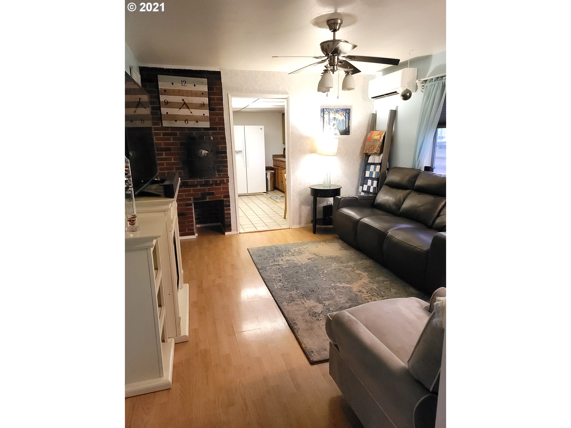 912 N Street Springfield, OR 97477 - Photo 6 of 24