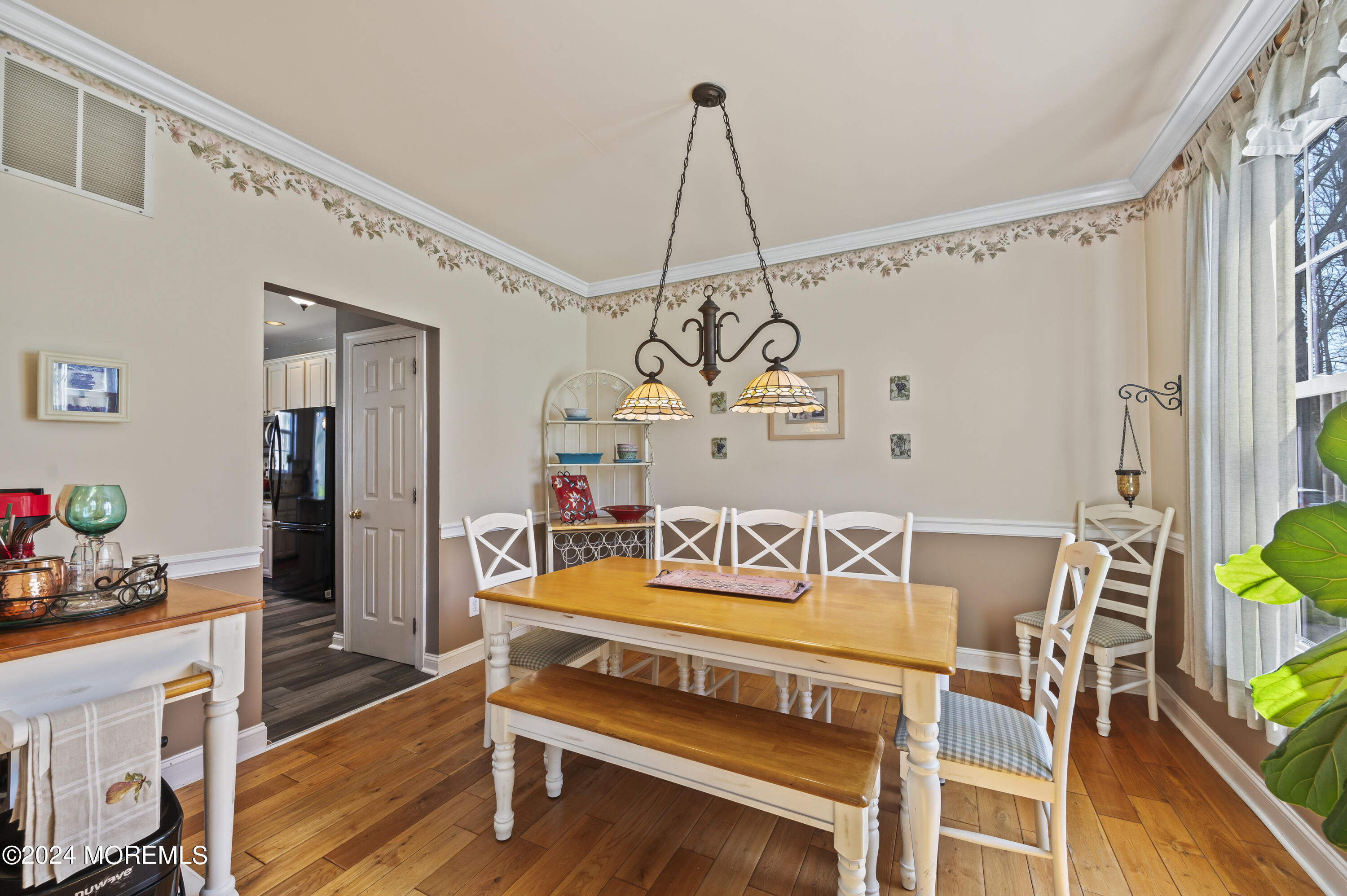55 Danella Way Howell, NJ 07731 - Photo 5 of 38 Dining 1