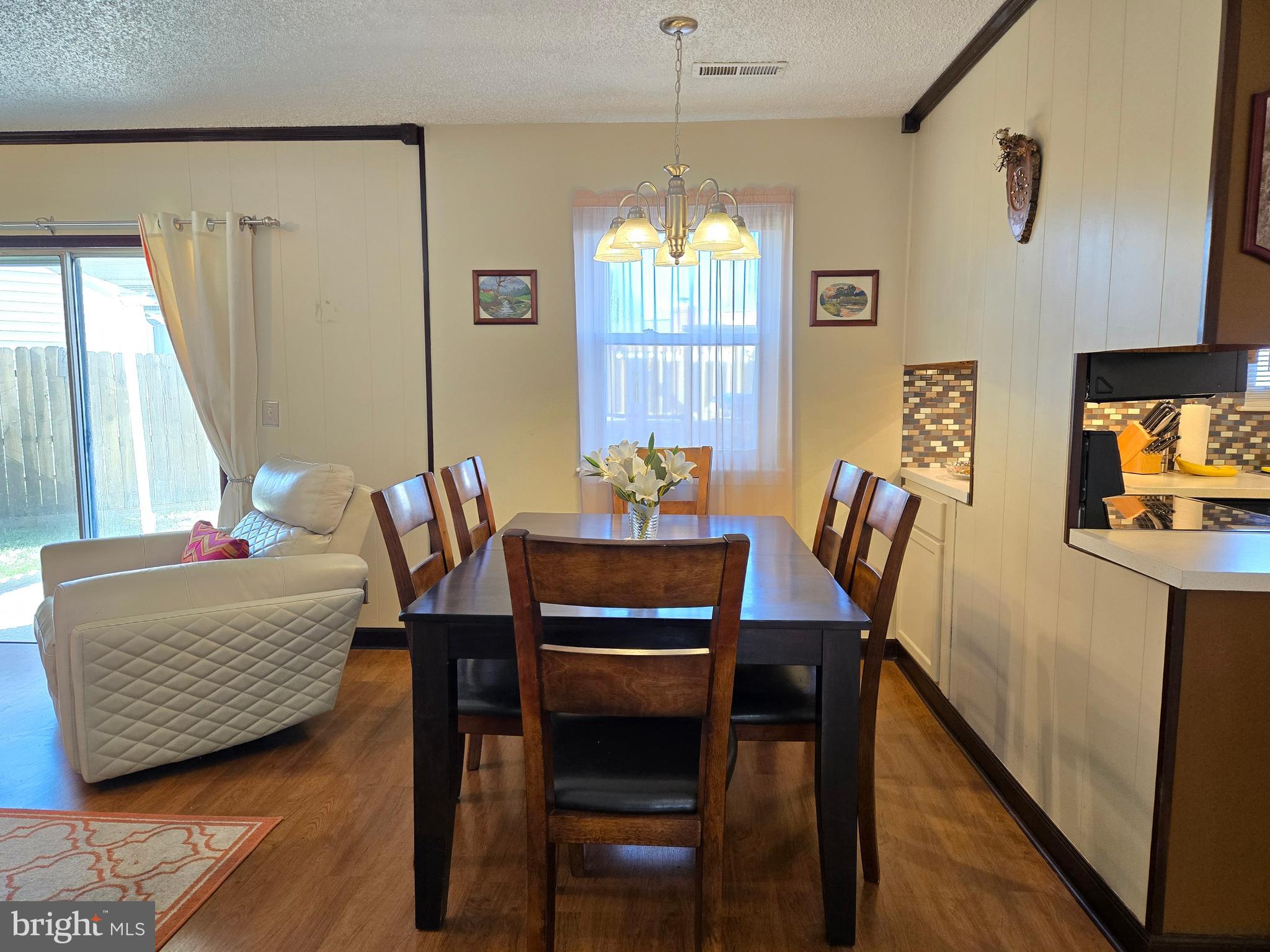 913 Spring Garden Lane Virginia Beach, VA 23452 - Photo 10 of 31 Dining