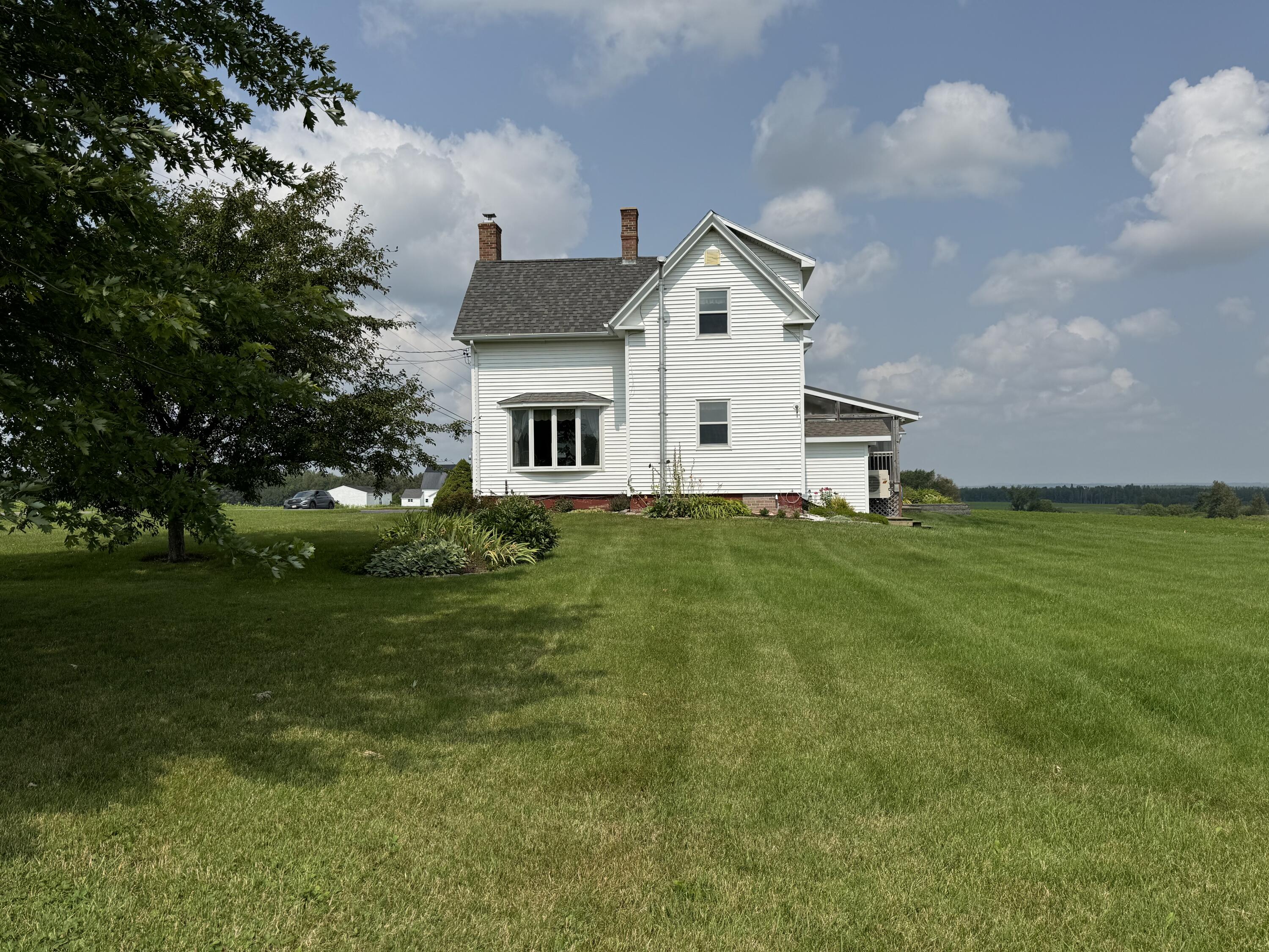 343 Hughes Road Mapleton, ME 04757 - Photo 7 of 76 IMG_1913