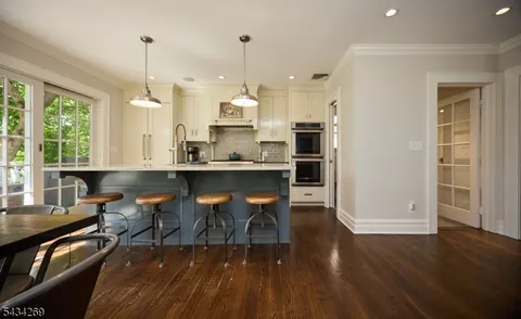 $1,350,000 | 15 North Terrace, Maplewood, NJ 07040
