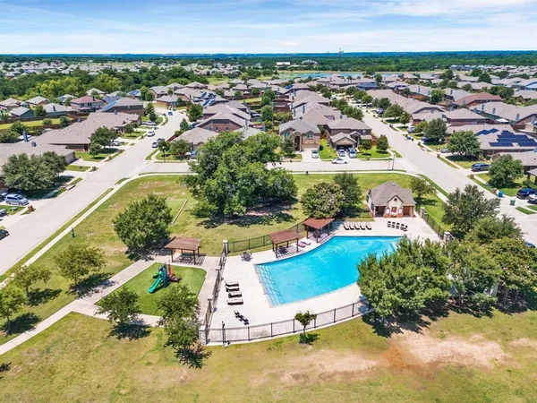 $2,485 | 1020 Cheyenne Drive, Aubrey, TX 76227