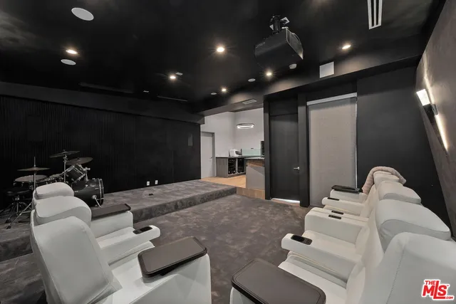 $71,500 | 1368 Beckwith Avenue, Los Angeles, CA 90049