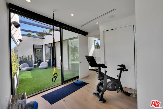 $71,500 | 1368 Beckwith Avenue, Los Angeles, CA 90049