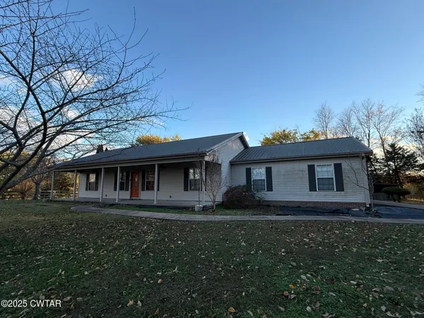 front view of house with a yard