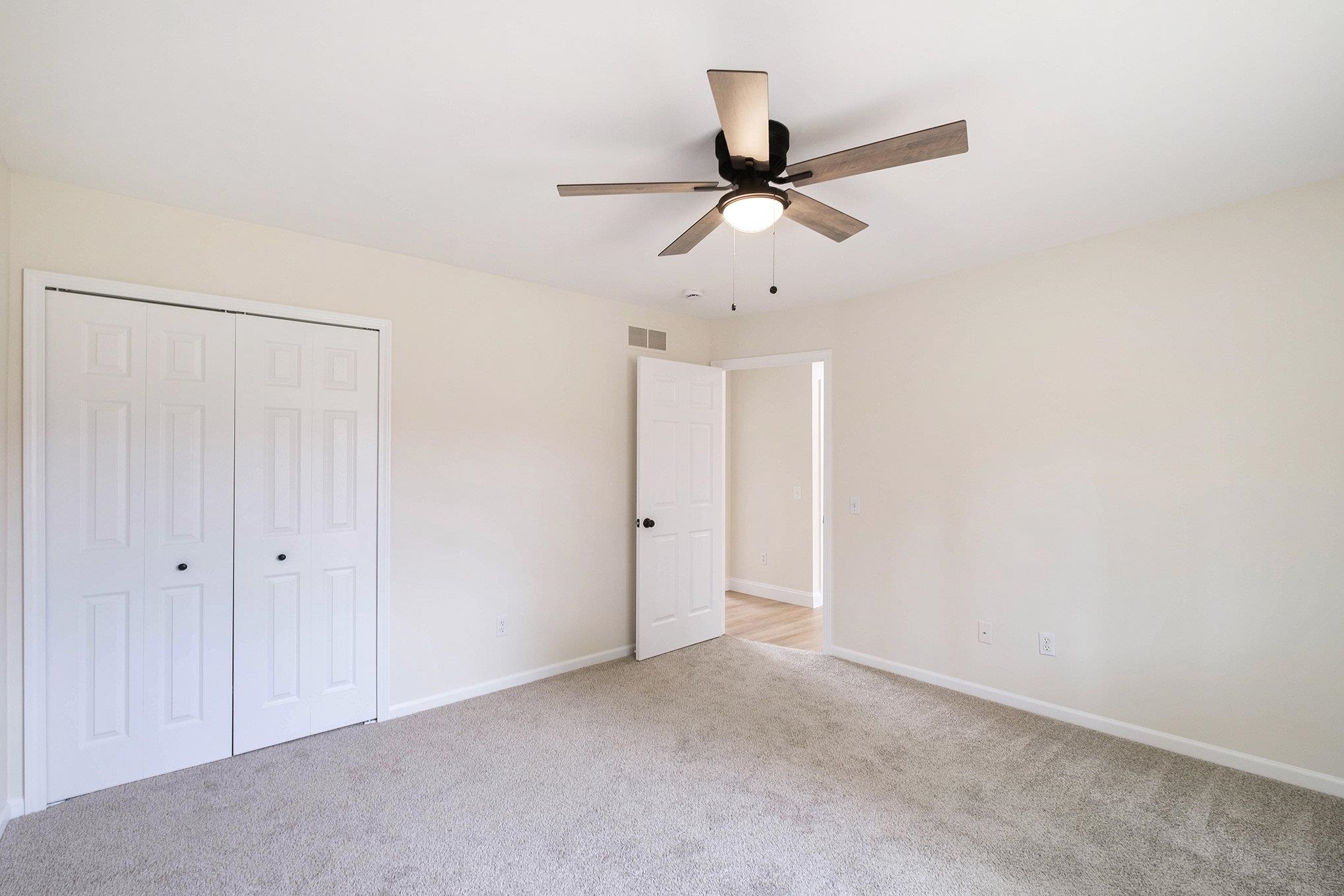 8352 Rustic Trail Linden, MI 48451 - Photo 15 of 38 50170017-e4ed6e69-aba8-4332-9ebd-8ff9eabe109b.JPG