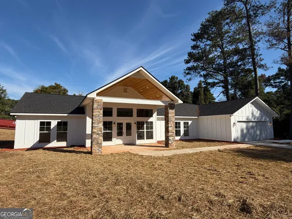 $459,900 | 960 Cameron Mill Road, LaGrange, GA 30240