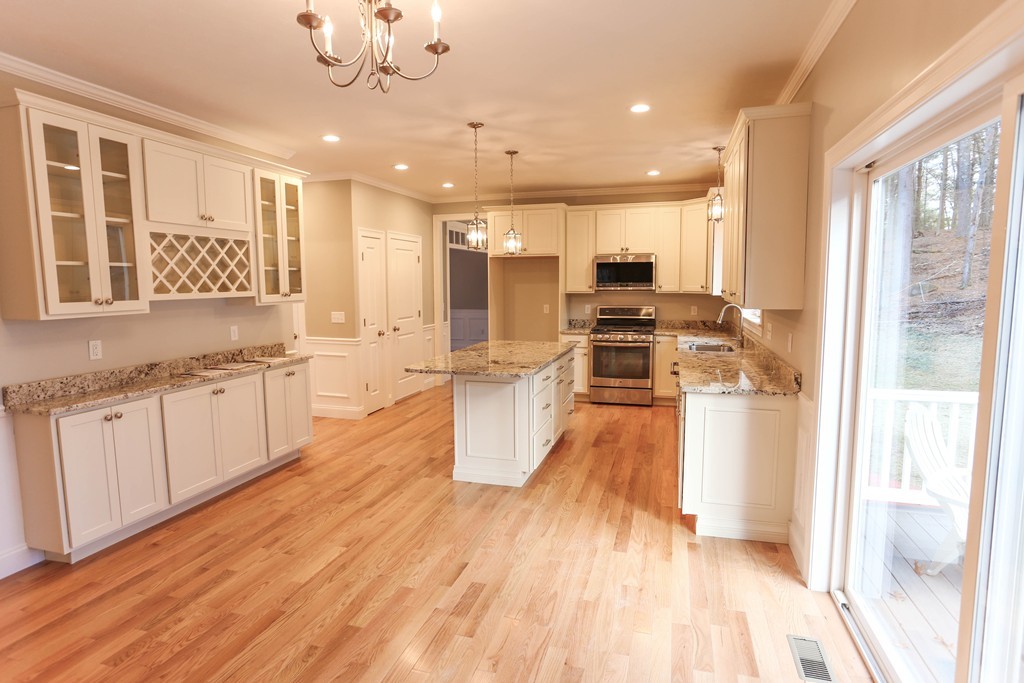 193 Spring Street Hopkinton, MA 01748 - Photo 3 of 25 Gallery Image 3