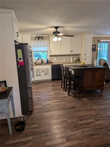 $199,000 | 114 East Howard Street, Girard, KS 66743