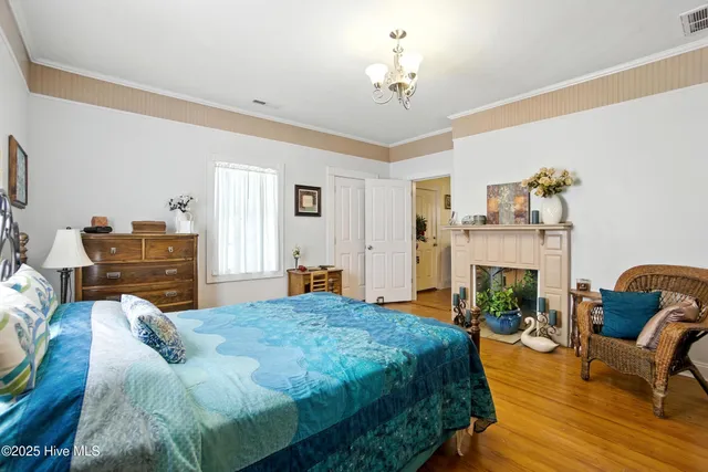 $300,000 | 401 East Queen Street, Edenton, NC 27932