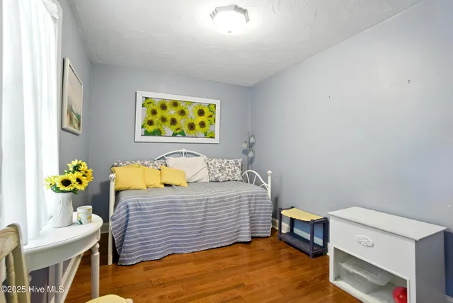 $300,000 | 401 East Queen Street, Edenton, NC 27932