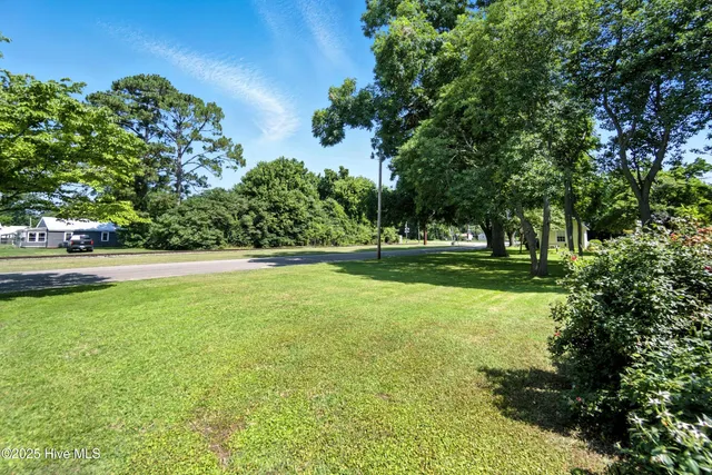 $300,000 | 401 East Queen Street, Edenton, NC 27932