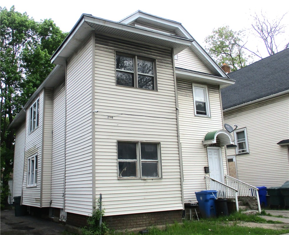 274 Ave D Rochester, NY 14621 - Photo 1 of 7