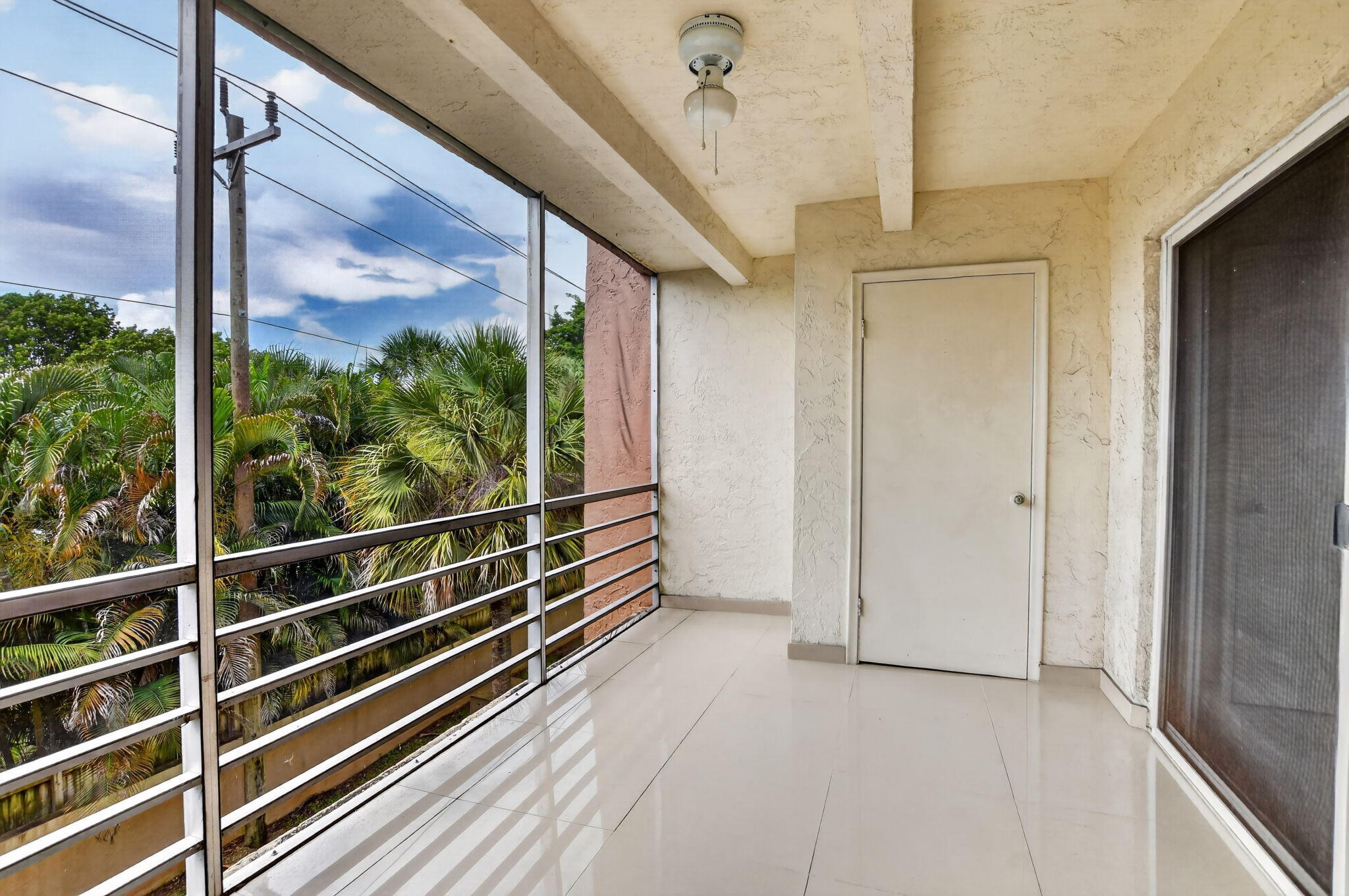 10110 Boca Entrada Boulevard, Unit 305 Boca Raton, FL 33428 - Photo 29 of 33 32-web-or-mls-DSC_2344