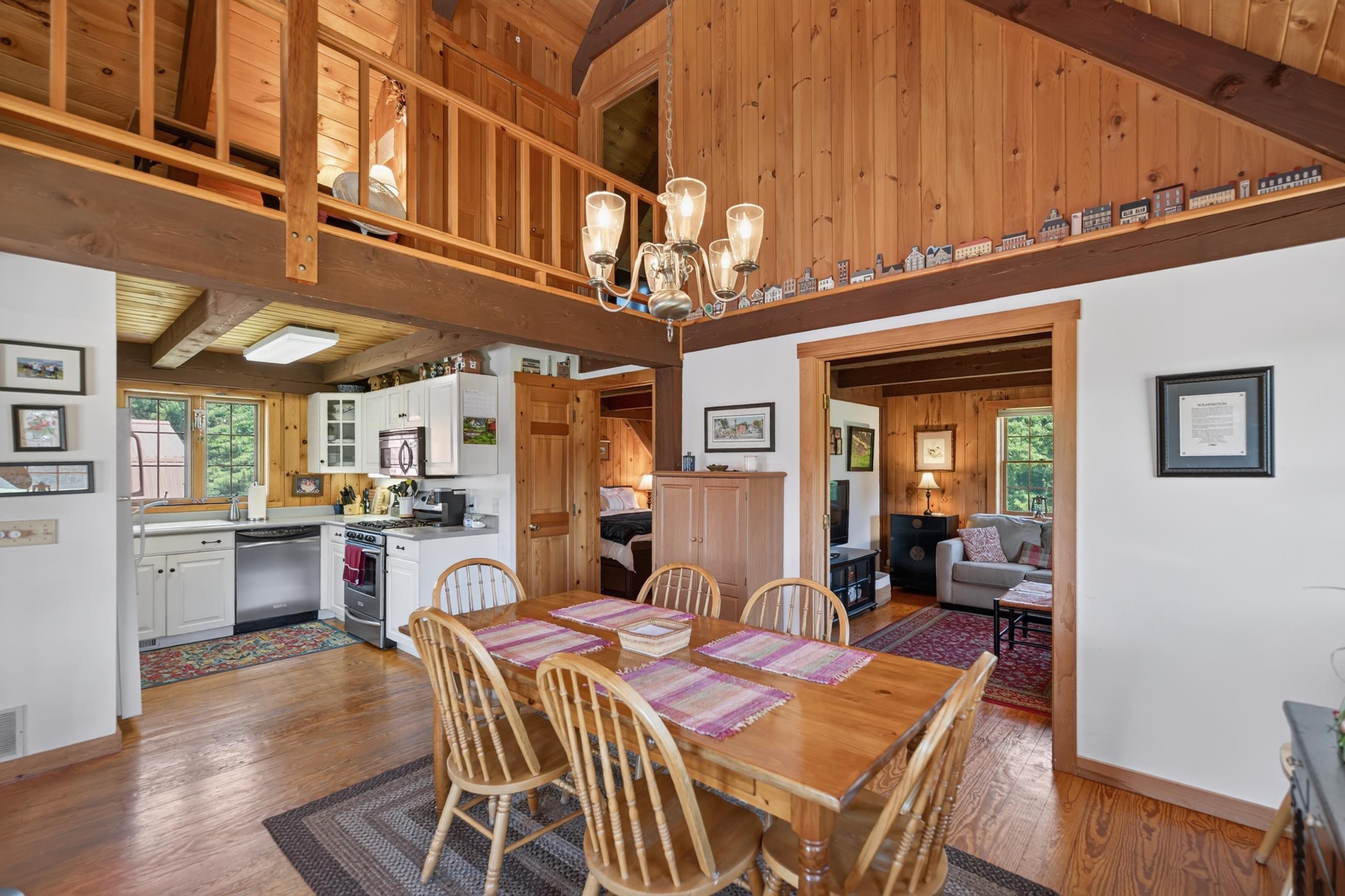 389 Boyd Hill Road Wilmington, VT 05363 - Photo 7 of 31