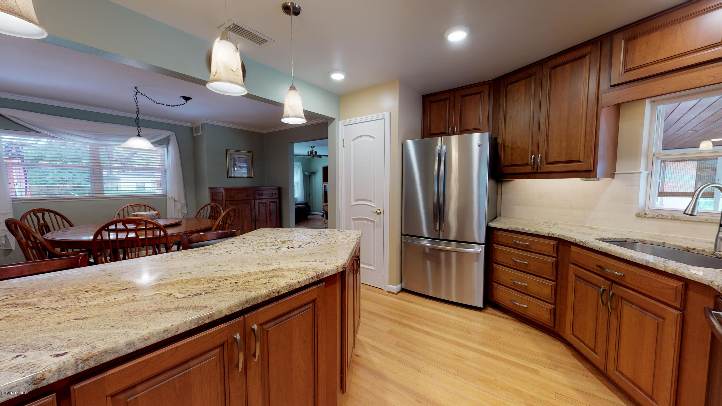 3643 Hilliard Road Jacksonville, FL 32217 - Photo 8 of 55 94Kitchen