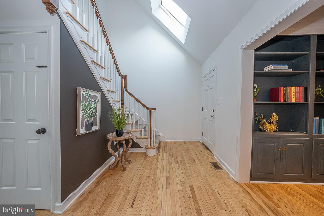 403 Chester Road Devon, PA 19333 - Photo 6 of 35 Foyer into Living Roon