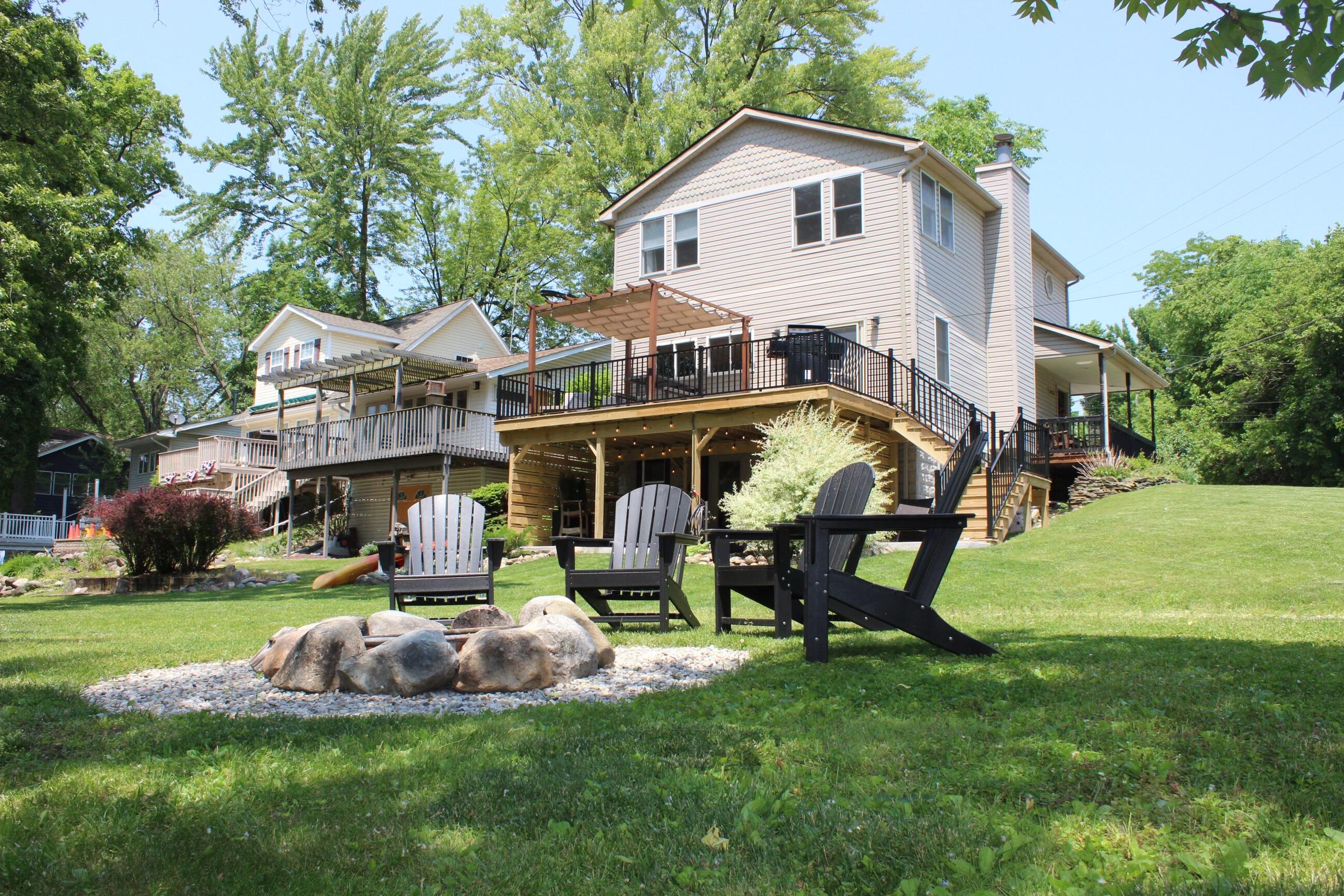 9435 Mcgregor Road Pinckney, MI 48169 - Photo 1 of 65 IMG_6423