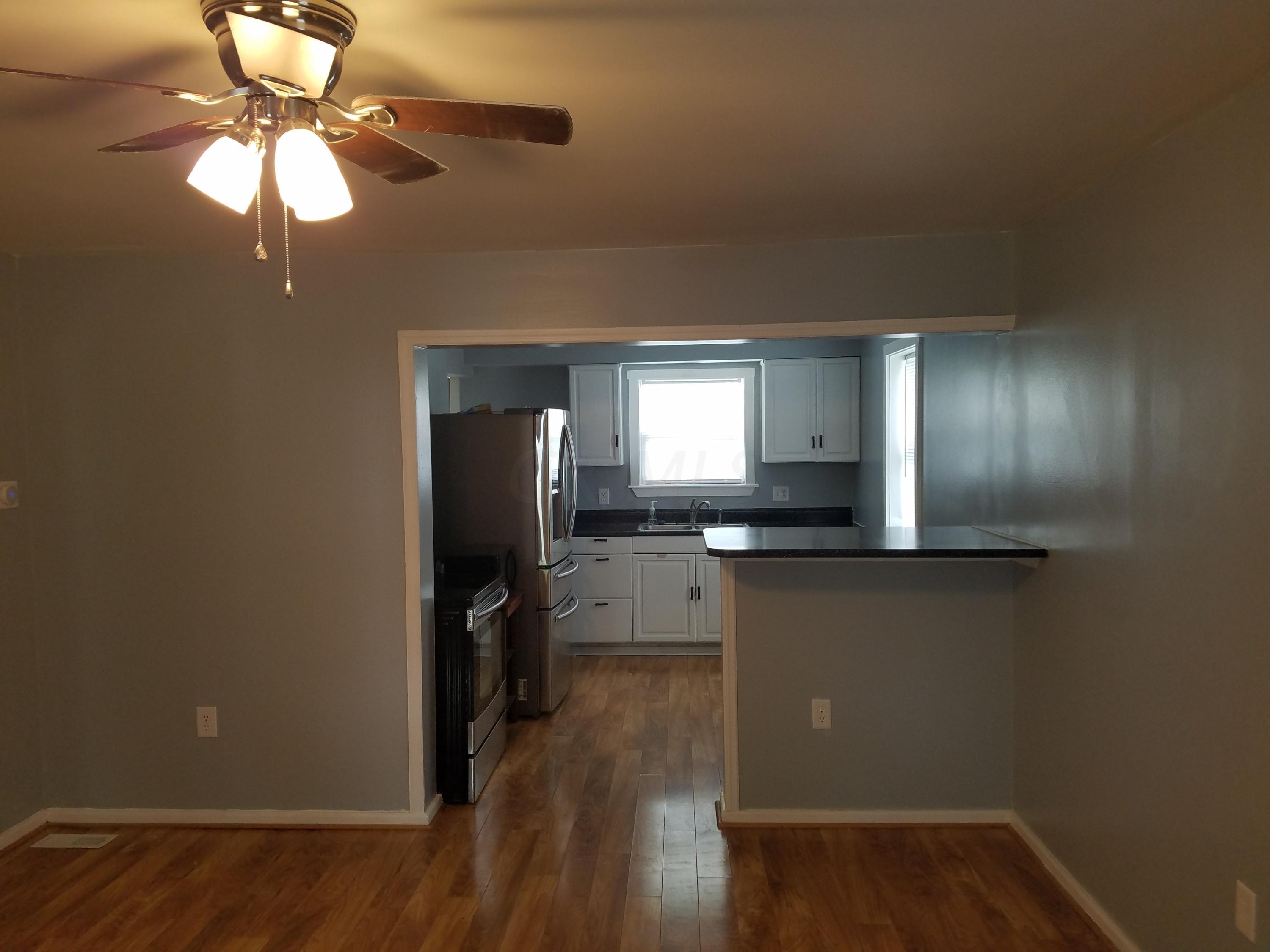 263 Delray Road Columbus, OH 43207 - Photo 4 of 18 Gallery Image 4