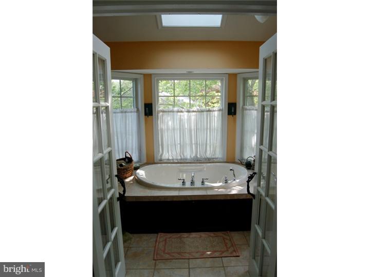 933 Valley Road Blue Bell, PA 19422 - Photo 14 of 25 Gallery Image 14