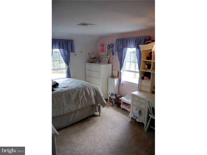933 Valley Road Blue Bell, PA 19422 - Photo 17 of 25 Gallery Image 17