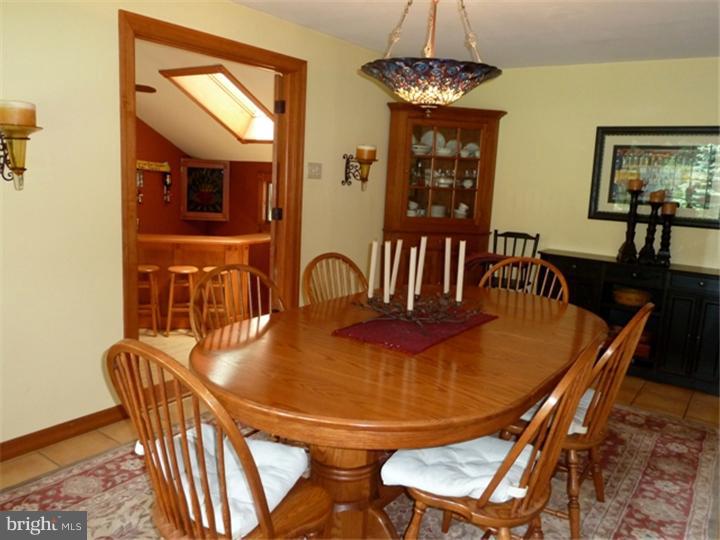 933 Valley Road Blue Bell, PA 19422 - Photo 6 of 25 Gallery Image 6
