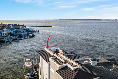 $3,950,000 | 233 West 17th Street, Ocean City, NJ 08226