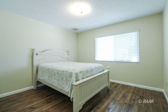 225 South Locust Street Ridgecrest, CA 93555 - Photo 23 of 35
