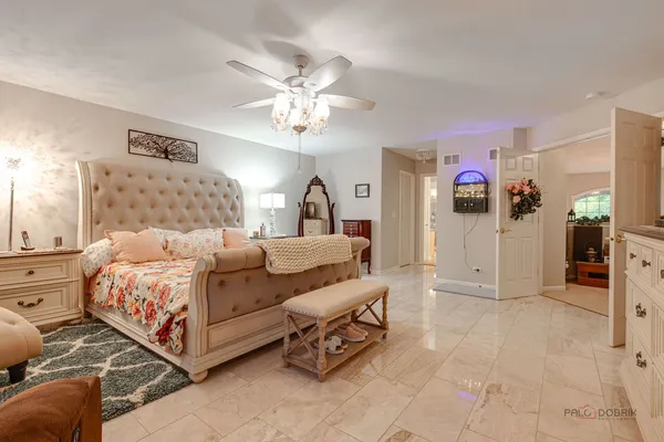 $679,000 | 7449 Brentwood Lane, Gurnee, IL 60031